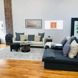 Updated Amazing Bi -level Minutes From Water Views Of New York Appartement North Bergen